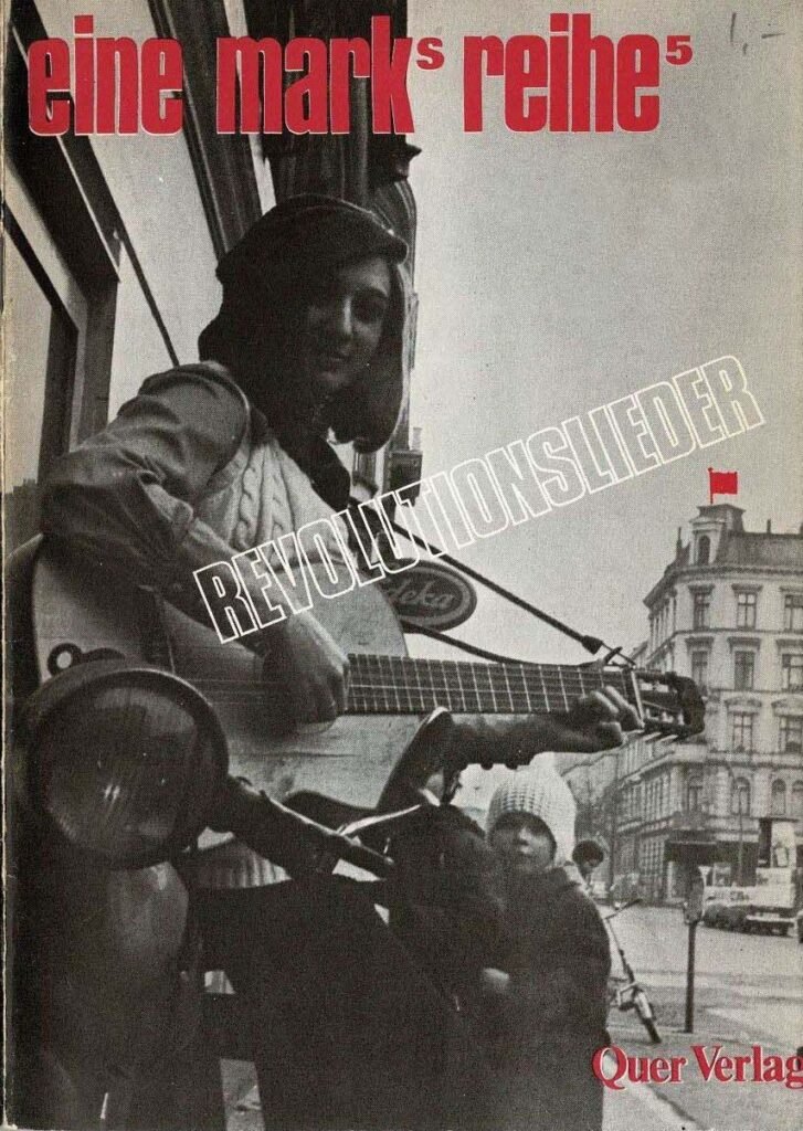 Revolutionslieder Quer Titel